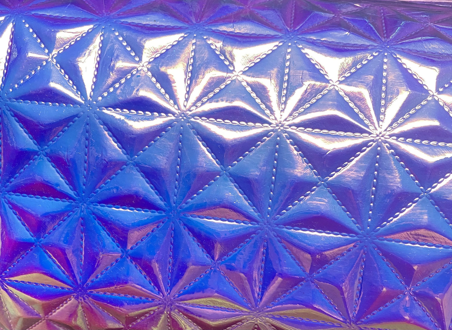 RETAIL Iridescence Geometric .4mm Soft Back VINLY