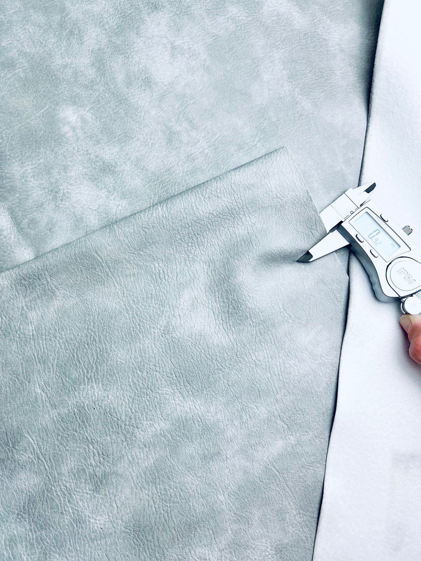 RETAIL Textured Wrinkle Vegan Leather .9mm Soft Back VINYL