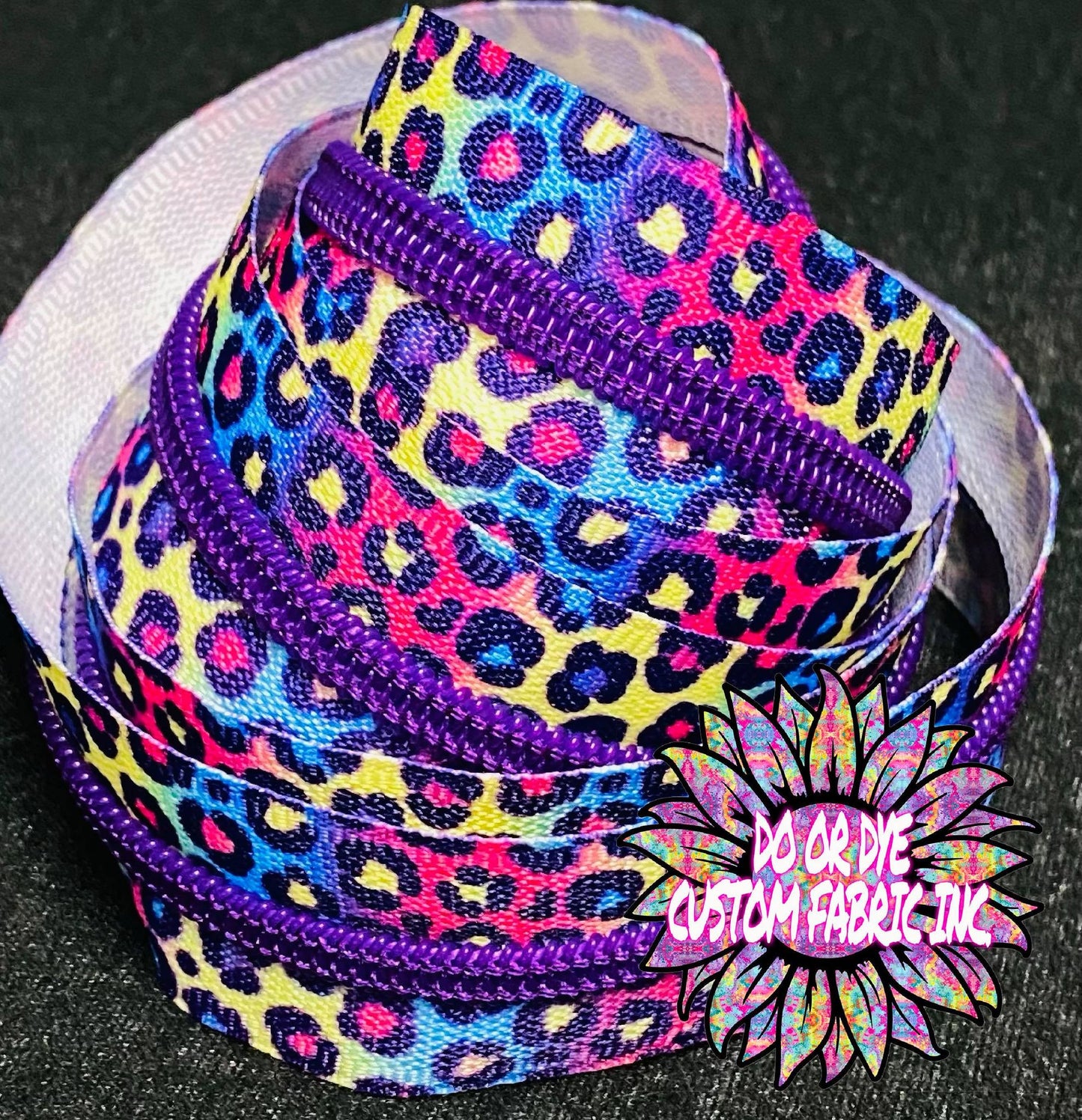 Rainbow Friends Leopard Coord #5 Nylon Zipper Tape RETAIL