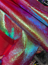 Load image into Gallery viewer, RETAIL Crinkle Chameleon Soft Back
